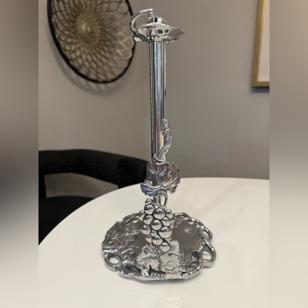 Arthur Court Paper towel holder